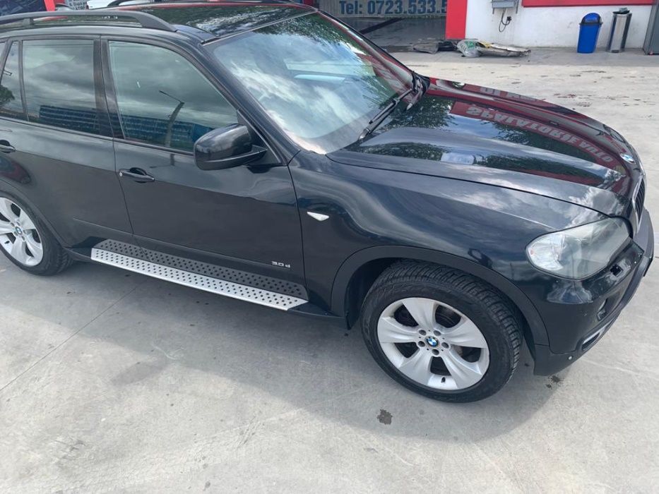 Dezmembrez x5 e70/dezmembrez bmw x5/piese x5 e70/aripi/capota/bara/