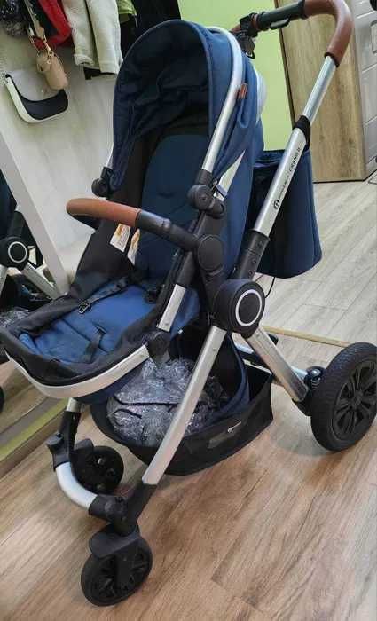 Carucior 3 in 1 Petite&Mars Grand II