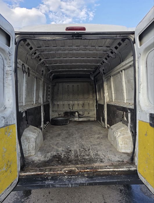 Inchiriez duba transport
