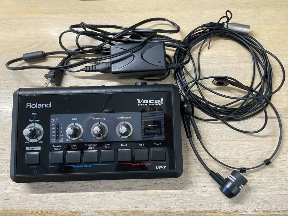 Roland VP-7 Vocal Processor (Vocoder)