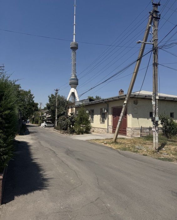 Продается земля Под коттедж .Гостиницу Бадамзар Телевышка 20 соток