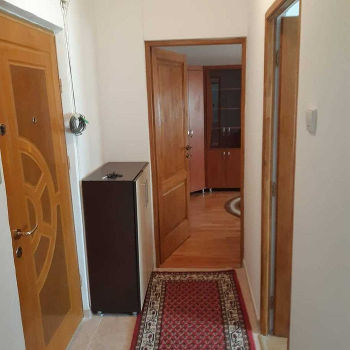 Apartament de inchiriat 2 camere decomandat Mihai Viteazu