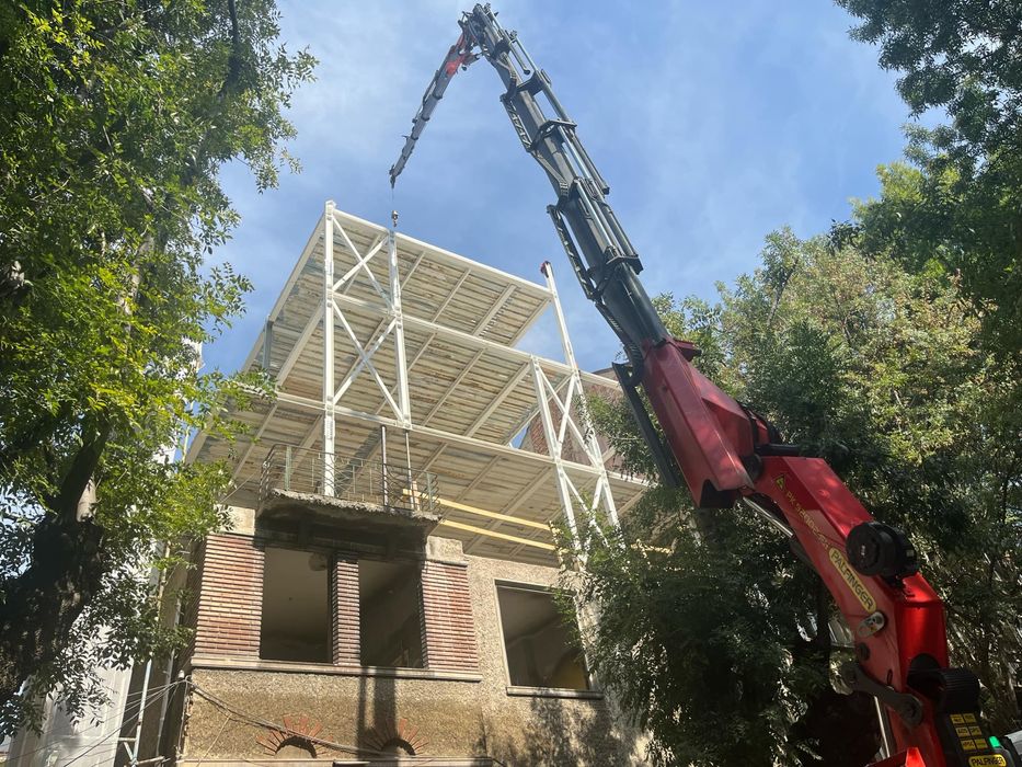 Метални конструкции, метални къщи, термопанели