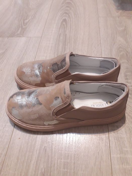 Pantofi casual noi din piele Lasoki mar 35