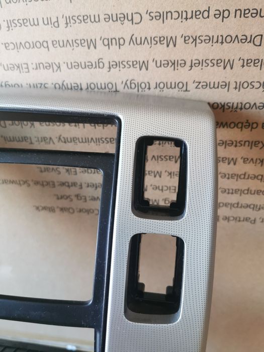 Централна конзола за Hyundai Tucson JM 2008