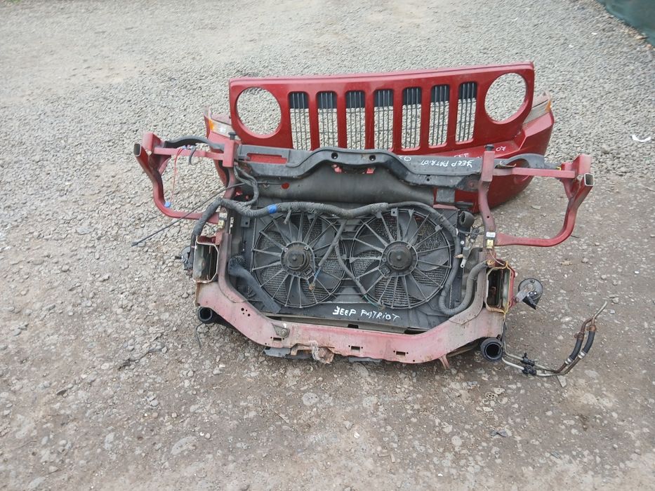 Bara Spoiler Fata Capota Aripi Jeep Patriot din 2007