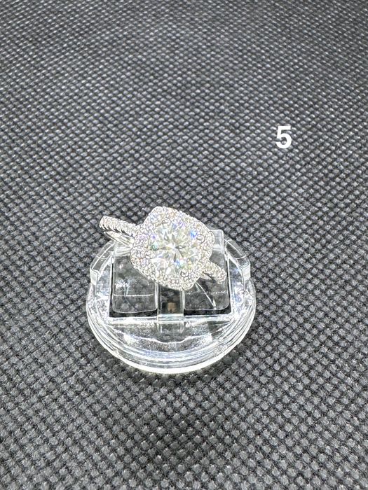 Нови Годежни пръстени с диамант (мойсанит, лаб. диамант), GRA