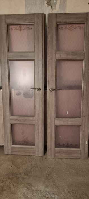 Продам межкомнатную дверь б/у