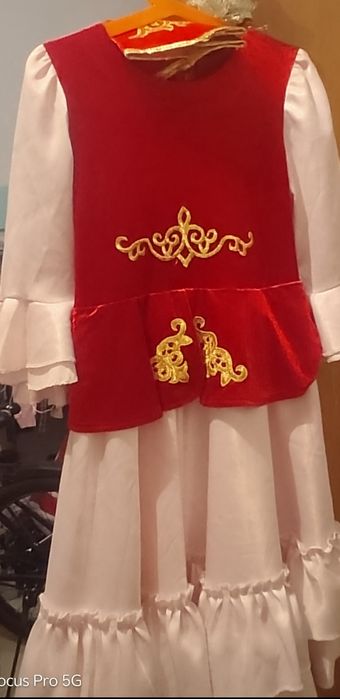 Национальные платья