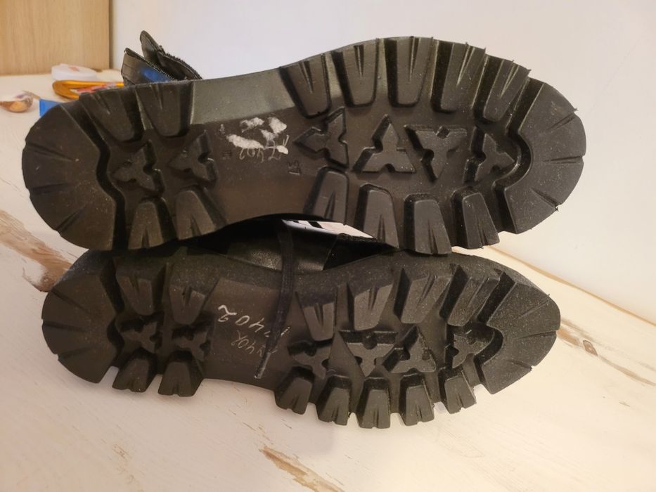 Намаление Италиански боти от кожа на пони с косъм 100лв Промо Цена!