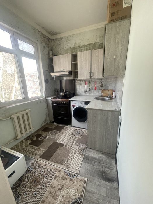 Chilonzor 6- kvartalda 3 xonali uy sotiladi tayyor ijarachilari bor