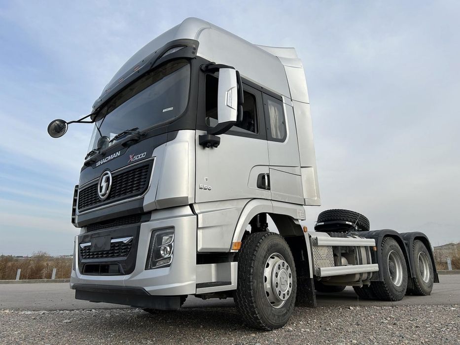 Chacman SHACMAN X6000 4×2 
Бозор: Тягач (X60