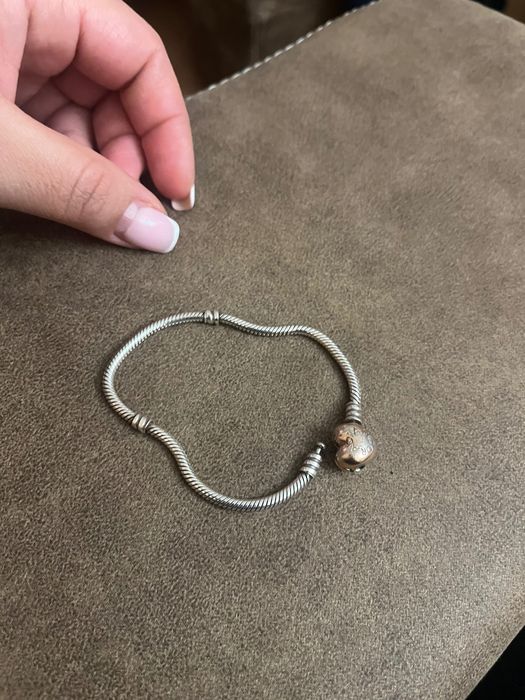 Гривна на Пандора