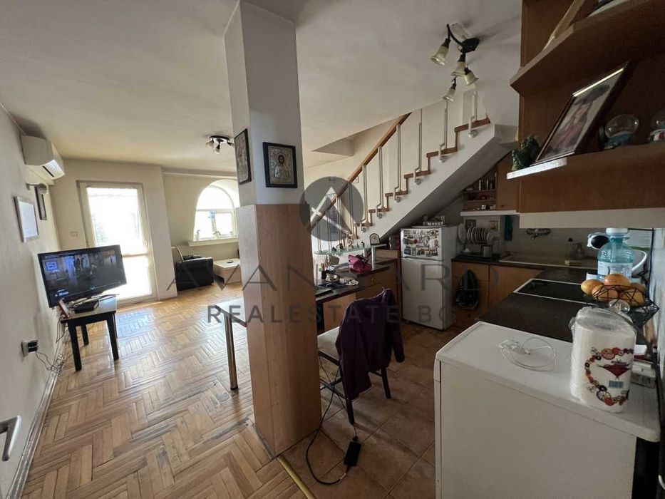 Продава се Мезонет в Пловдив, Кючук Париж - 140 кв.м за 1030 €/кв.м - Снимка #1