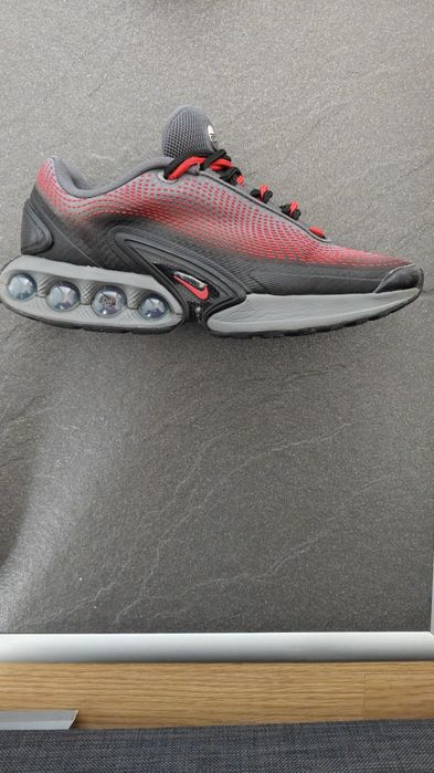 Маратонки Nike dn