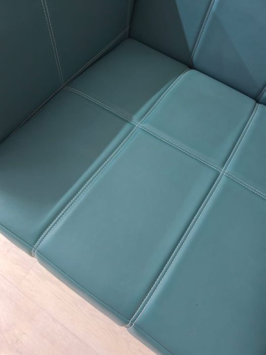 Продаются мягкие кресла