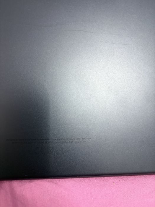 Vand laptop MacBook Apple pt piese! Model A2681