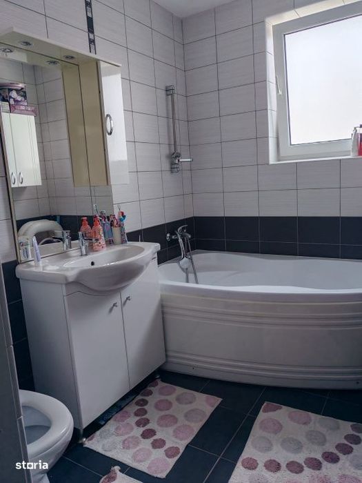 Apartament 2 camere (convertibil in 3), 58 mp utili, Floresti