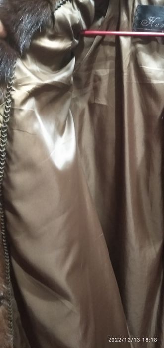 Продам норковую шубу