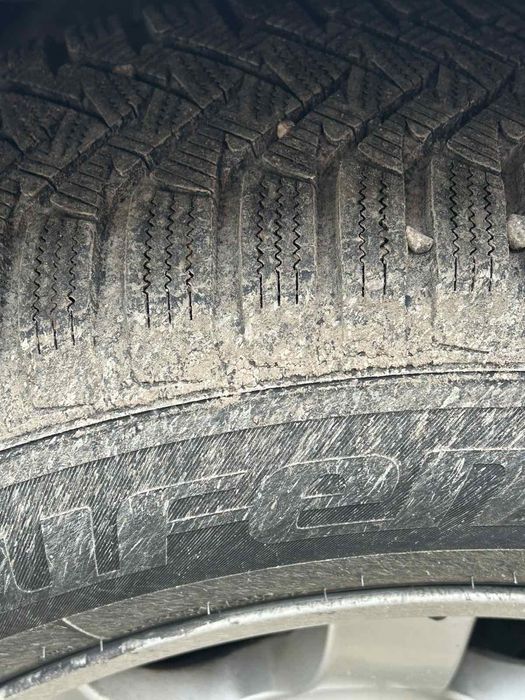 Продавам гуми и джанти