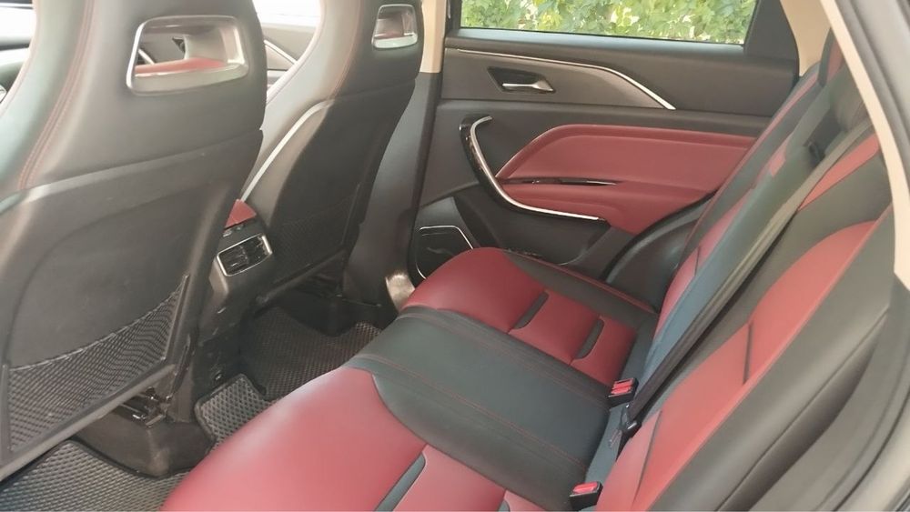 автомобиль faw bestune t77