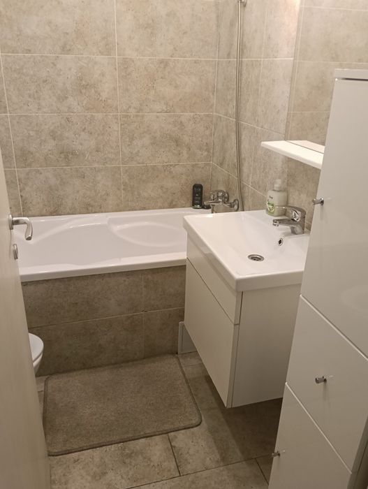 Închiriez garsonieră, ,regim hotelier ,100 Militari Rezident