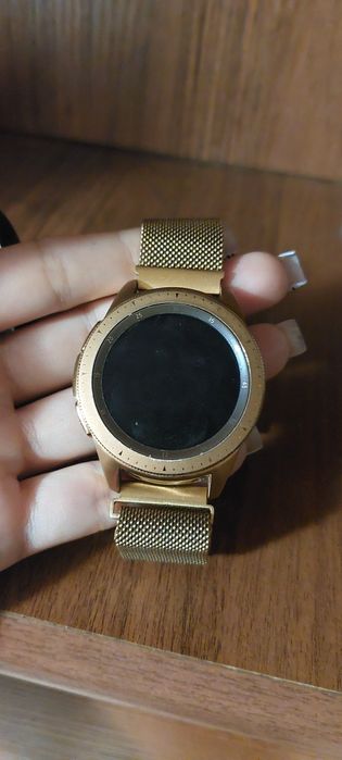 Продам часы самсунг 42 мм оригинал