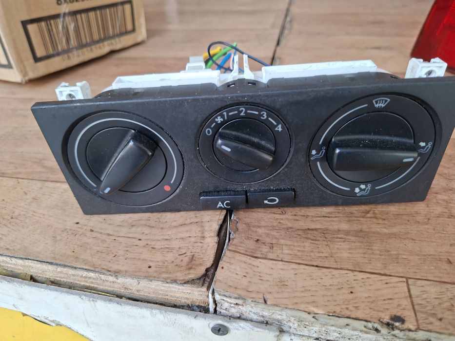 Панел за парно климатик Vw .Golf 4.Bora.Polo