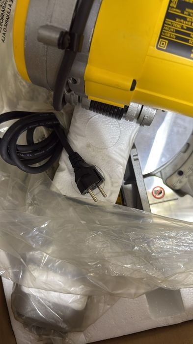 Торцовачная пила. Углорез