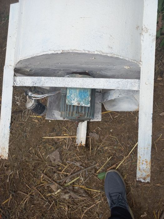 Машинка дробилка