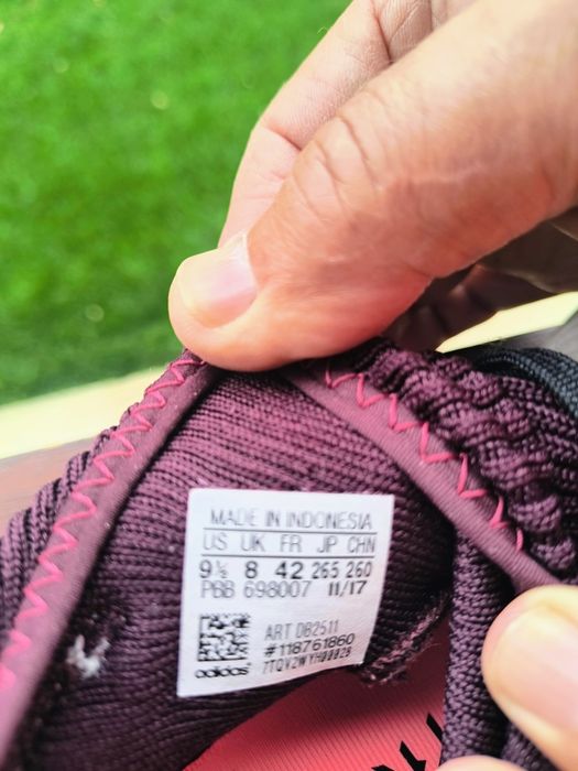 De vânzare crampoane iarba Adidas ,mărime 42,