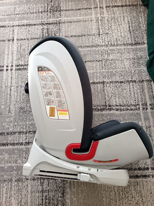 Vând scaun auto pentru copil.  Wunderkid