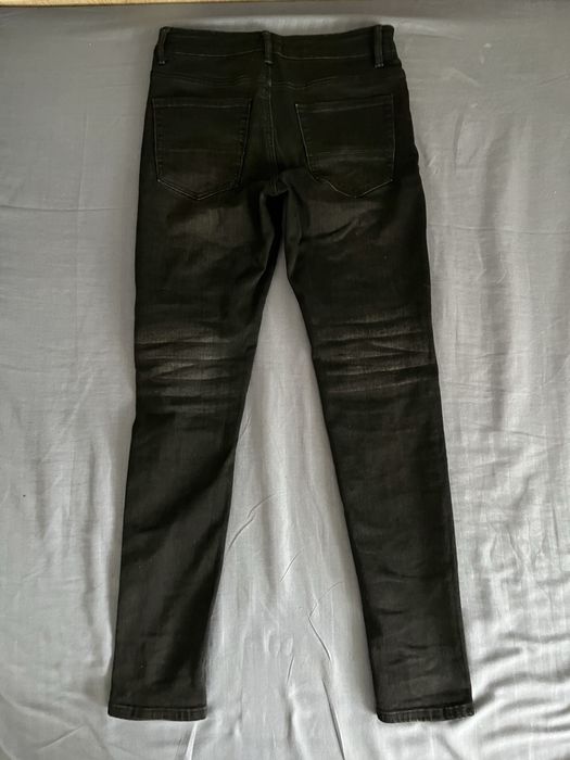 blugi hesntls black