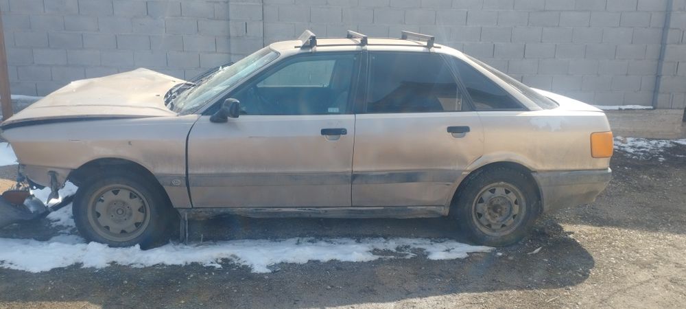 Audi 80 на разбор или целиком