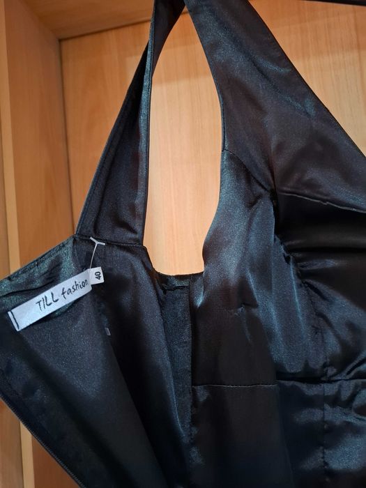 Rochita ocazie noua, neagra