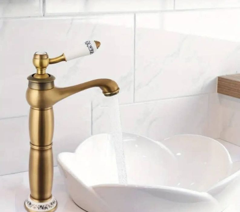 Baterie lavoar antic