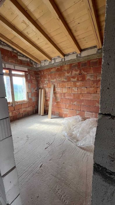 vand casa la rosu in Galautas HR