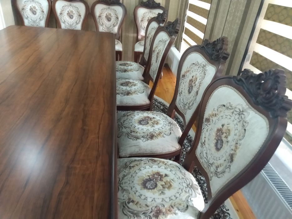 Стол  и   стулья