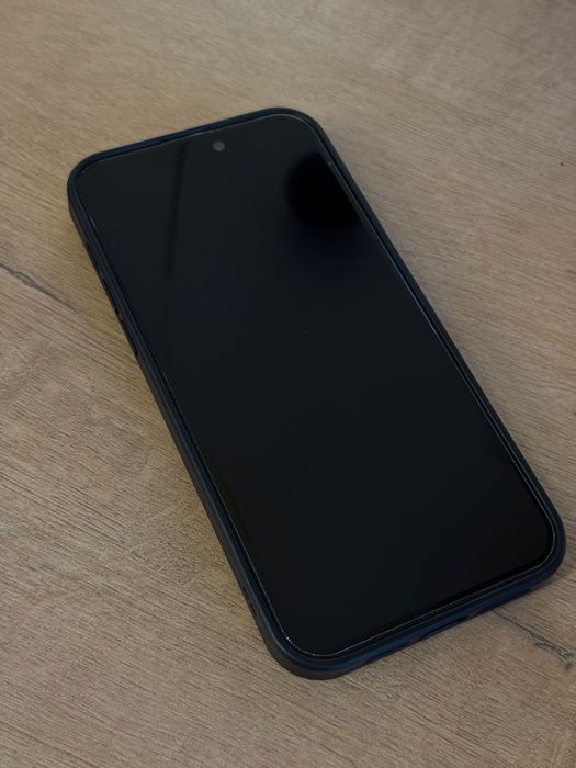 Продаю iPhone 14 Pro Max 256 ГБ.