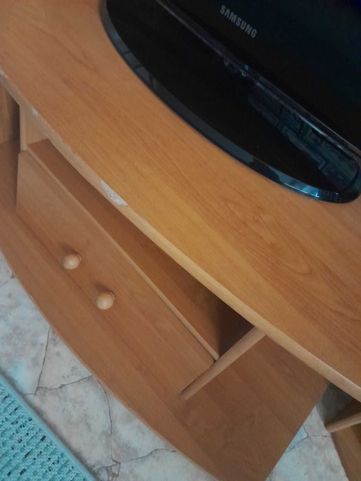 Столик журнальный