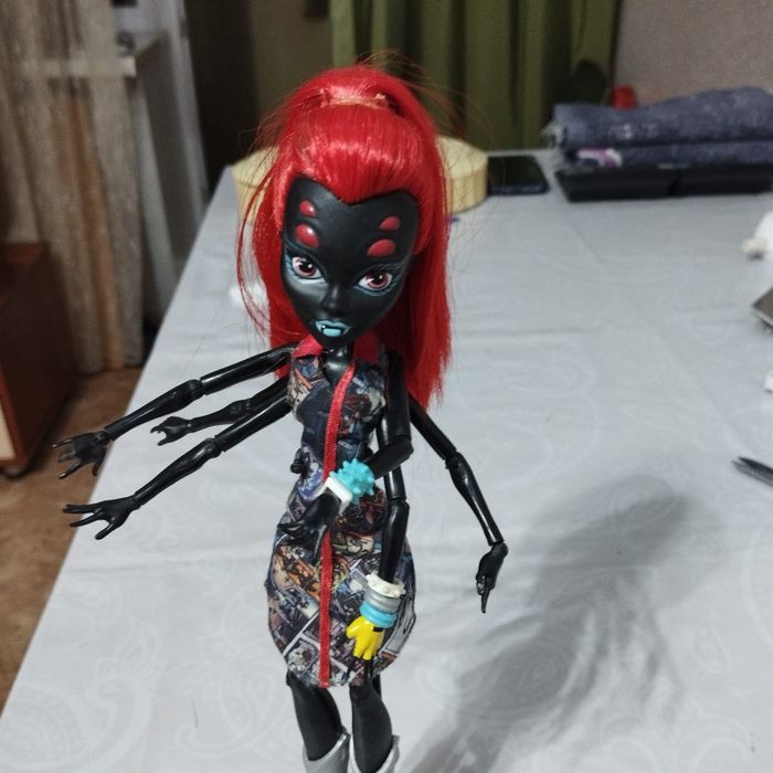 Monster high кукла вайдона