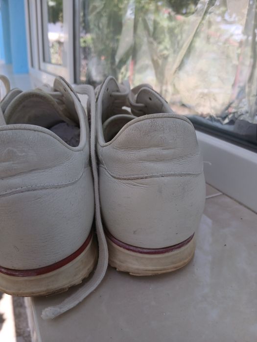 Vând pantofi Gucci