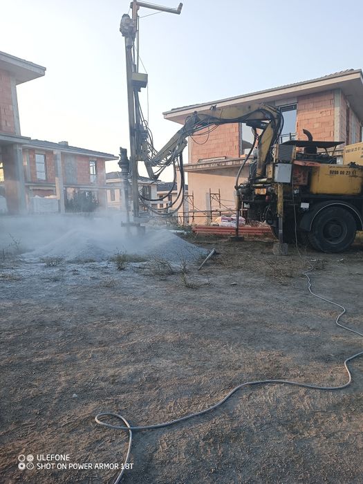 Сондажи за вода.