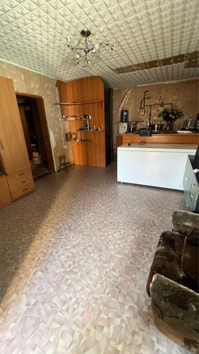 Продам 7-ми комнатный дом