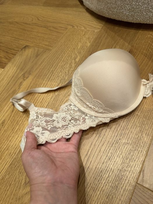Sutien Victoria’s Secret marimea M