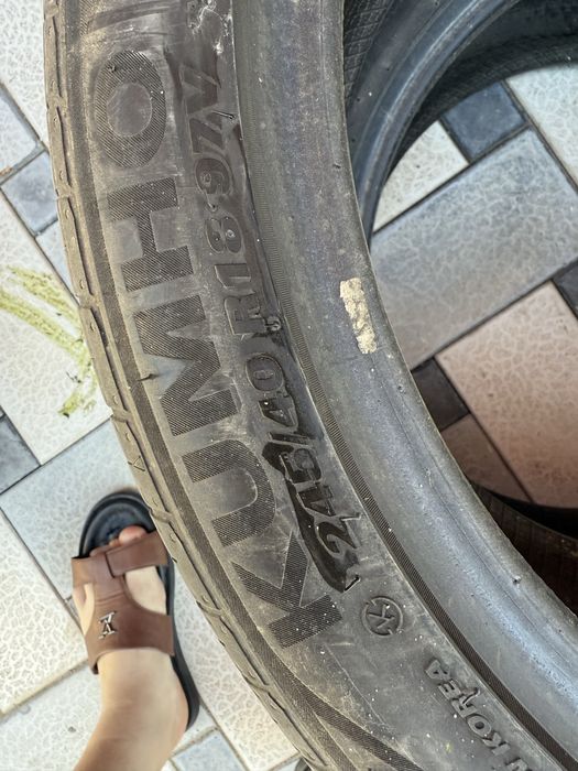 Продам резины Кумхо 245,40,18