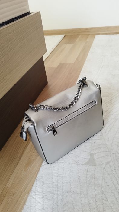 Дамски чанти и раница