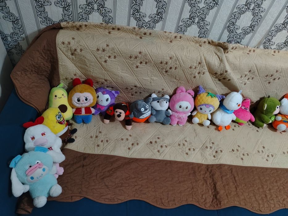 Продам игрушки с