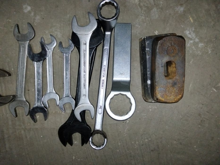 Продам ключи разные