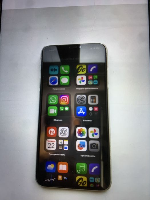 Продам Iphone 10 xs max в отличном состояний
